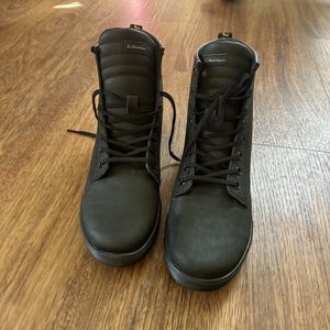 DR. MARTENS Sheridan Lace Up Ankle Boots Matte Leather Black Size 9